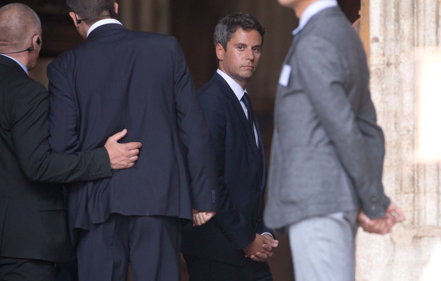 Présidentielle 2027 : Gabriel Attal constate l'absence de favori dans le bloc central