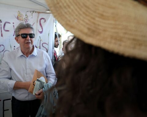 Présidentielle 2027 : Jean-Luc Mélenchon promet de rétablir l’ordre dans les finances publiques