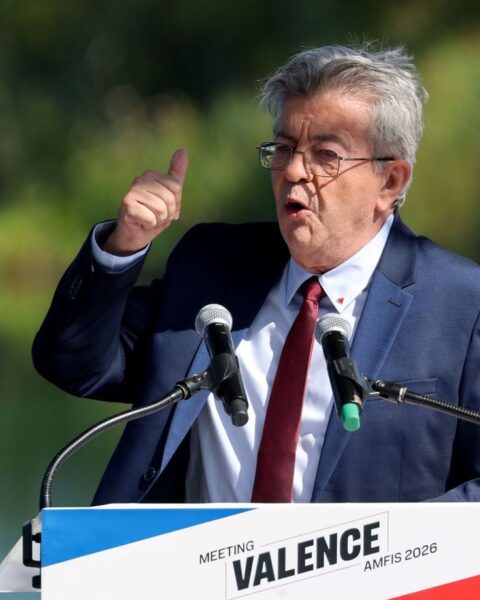 Présidentielle 2027 : Mélenchon et Le Pen pourraient s'affronter au second tour, selon un sondage