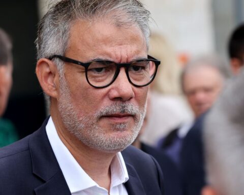 Présidentielle 2027 : Olivier Faure se présente à la primaire de la gauche malgré un soutien limité