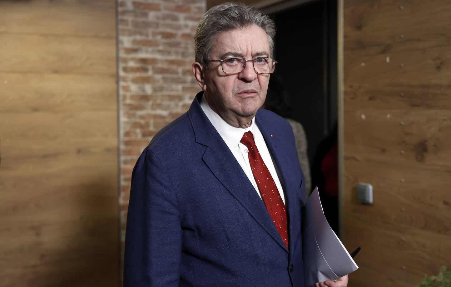 Présidentielle 2027 : Raphaël Glucksmann annonce sa candidature lors du journal télévisé de TF1