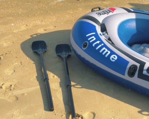 Quatre jeunes touristes portugais disparus en mer Adriatique, recherches en cours pour deux d'entre eux