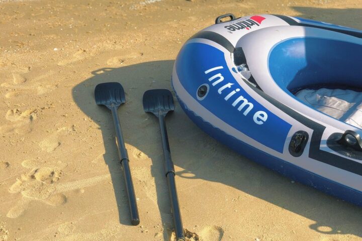 Quatre jeunes touristes portugais disparus en mer Adriatique, recherches en cours pour deux d'entre eux