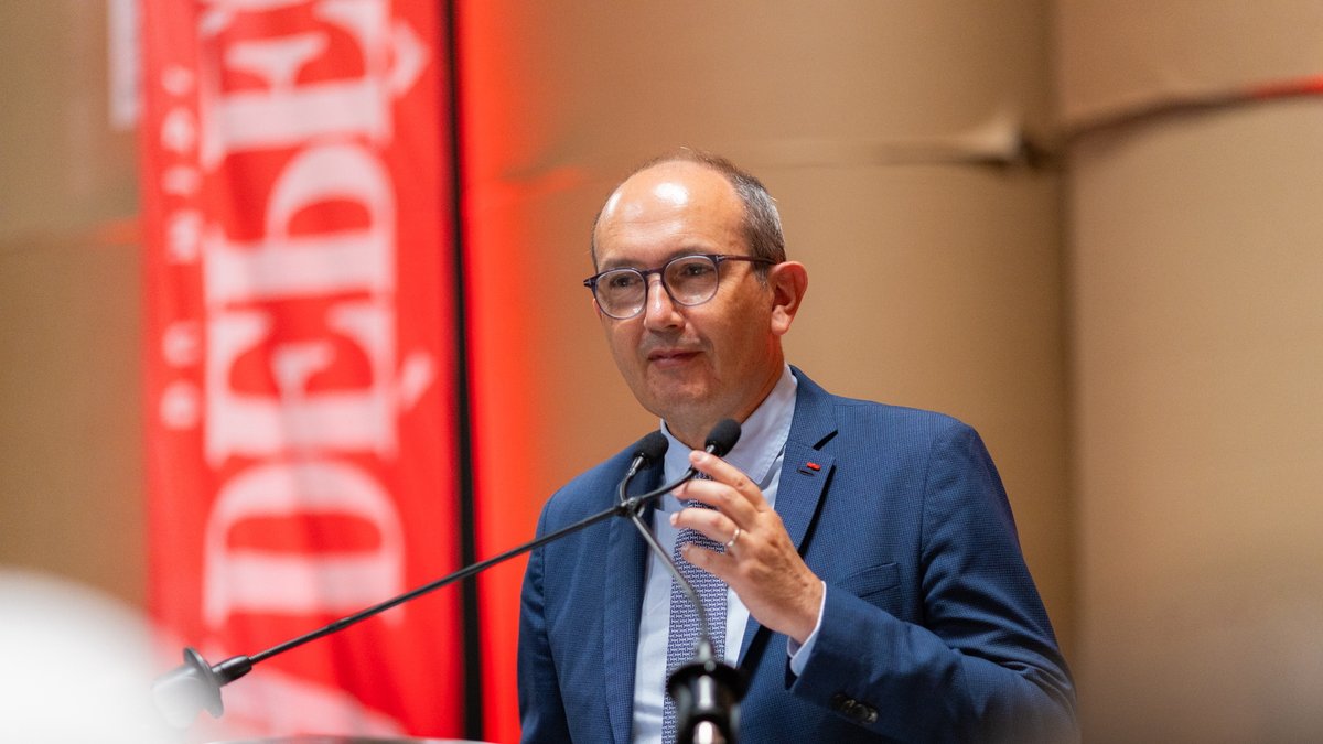 Rentrée 2026 : le recteur de Toulouse assure que l'interdiction du téléphone sera respectée