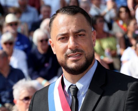 Sébastien Delogu dénonce des fuites policières mensongères après son altercation avec des policiers à Marseille