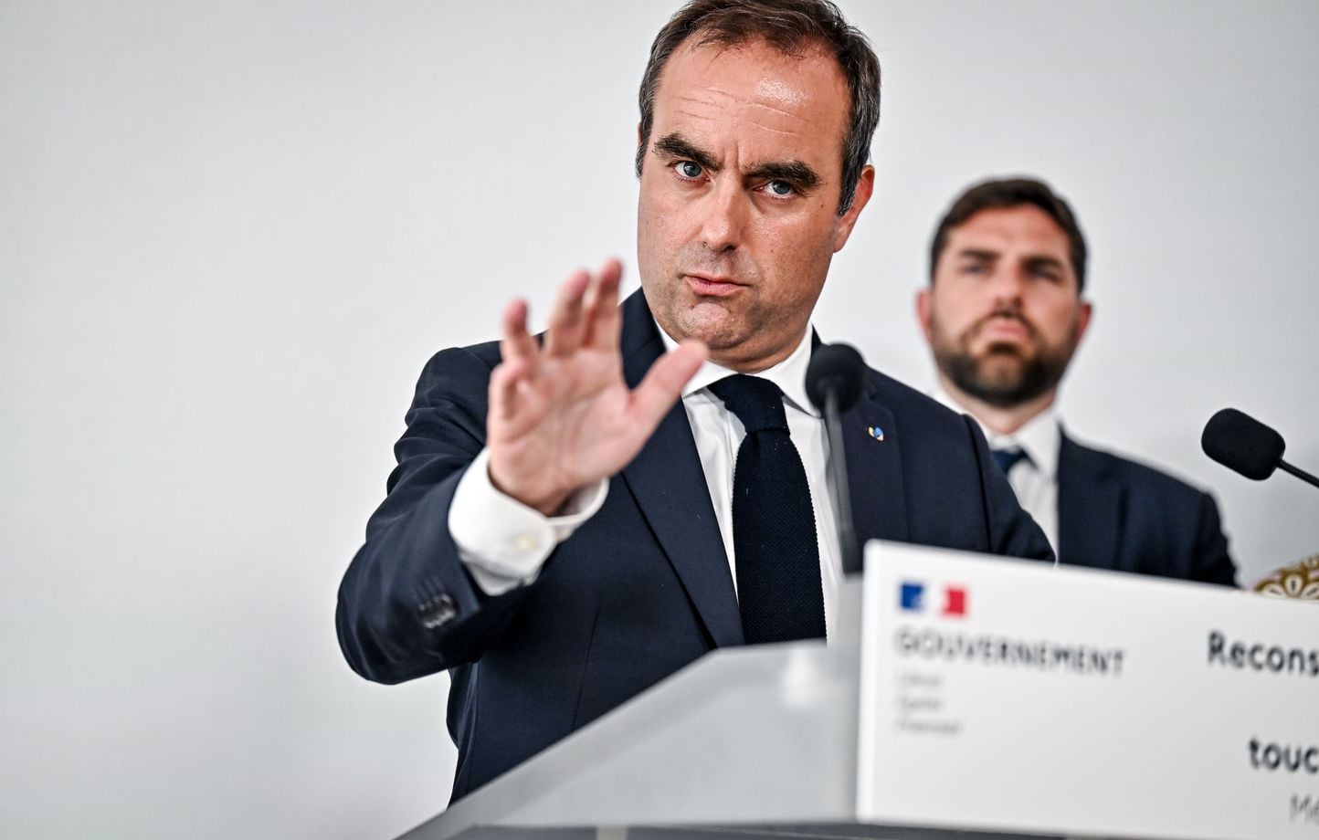 Sébastien Lecornu demande la création d'une nouvelle unité cyber pour contrer les attaques en France