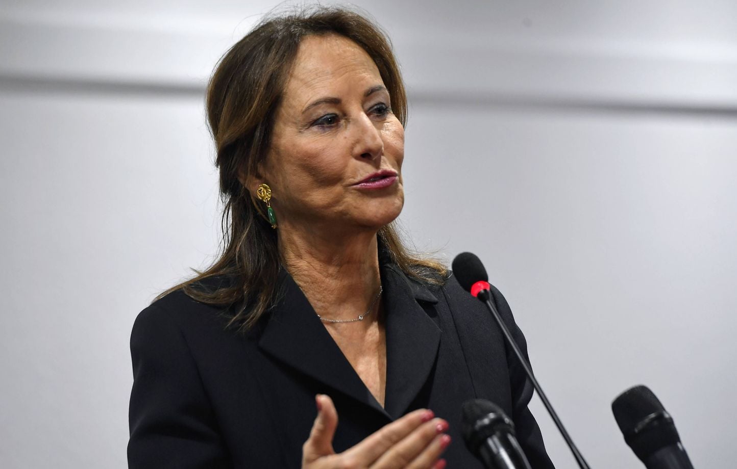 Ségolène Royal appelle les Français à ne pas céder à la peur lors des journées d’été du PS à Blois