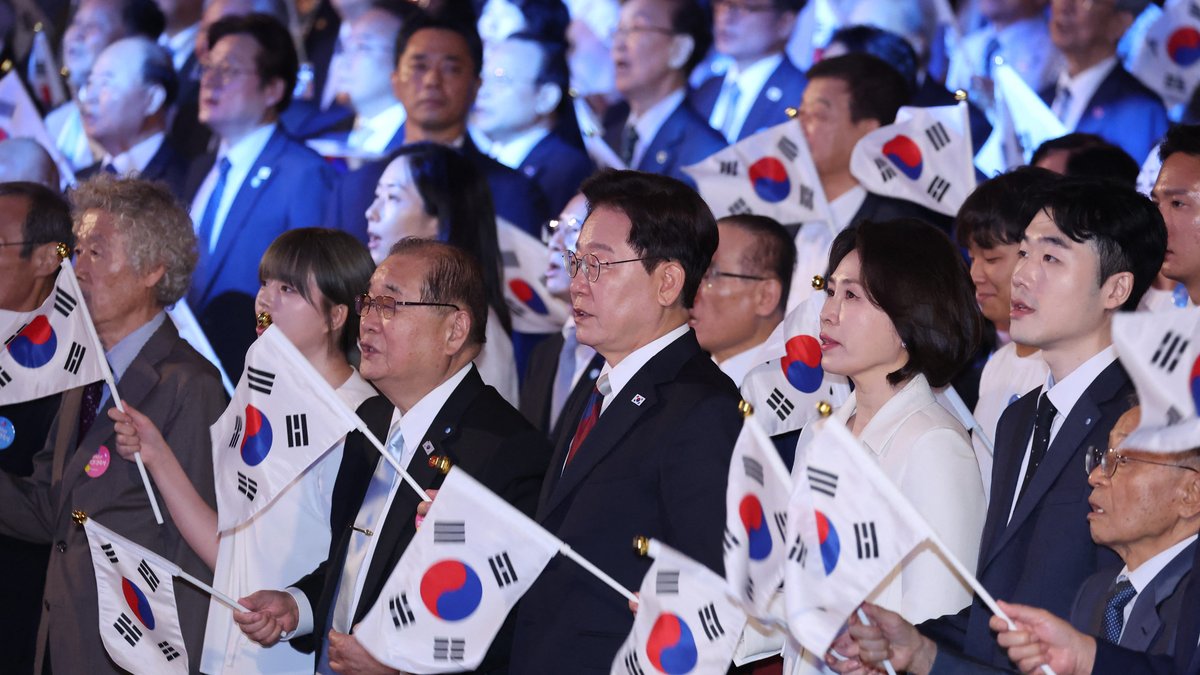 Séoul propose des négociations directes à Pyongyang pour instaurer une paix durable et stopper les activités nucléaires