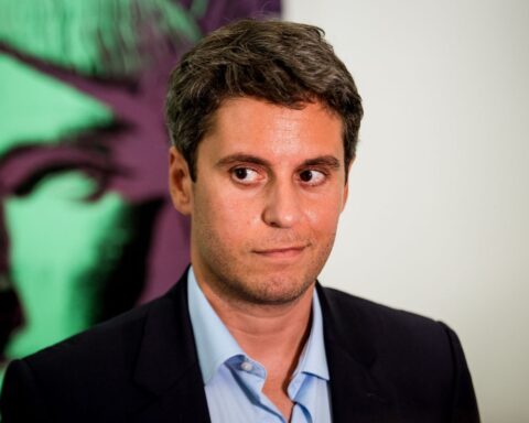Tentative de déstabilisation russe contre Gabriel Attal, candidat à la présidentielle de 2027