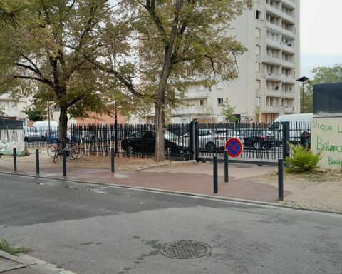 Toulouse : deux adolescents de 13 et 16 ans blessés par balles, deux suspects arrêtés
