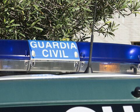 Trois morts, dont une femme enceinte et un enfant, lors d'une fusillade à Isla Cristina en Espagne