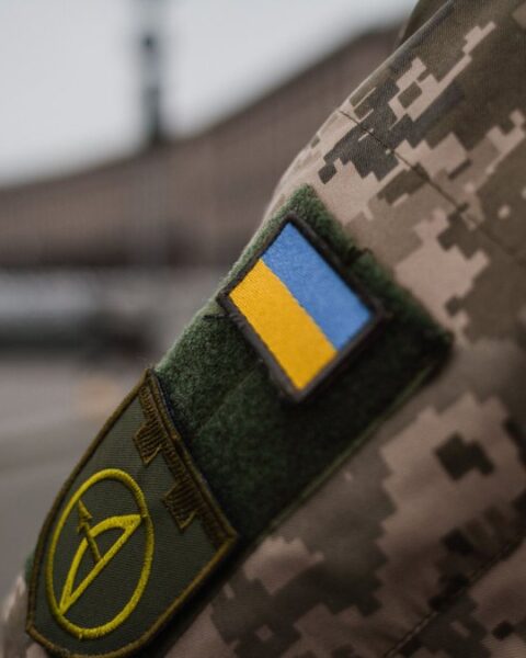 Ukraine : des vidéos de drones ukrainiens capturent les derniers instants de soldats russes avant explosion