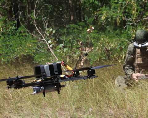 Ukraine intensifie les frappes : douze morts suite à des attaques de drones en Russie