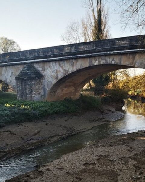 Un adolescent de 13 ans se fracture la cheville en sautant d'une passerelle à Gimont