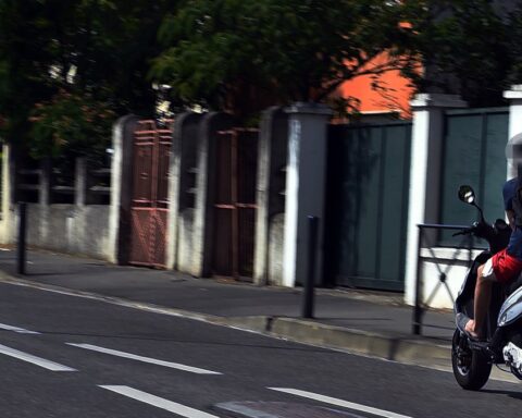 Un adolescent de 17 ans décède à Toulouse après un refus d'obtempérer et un accident