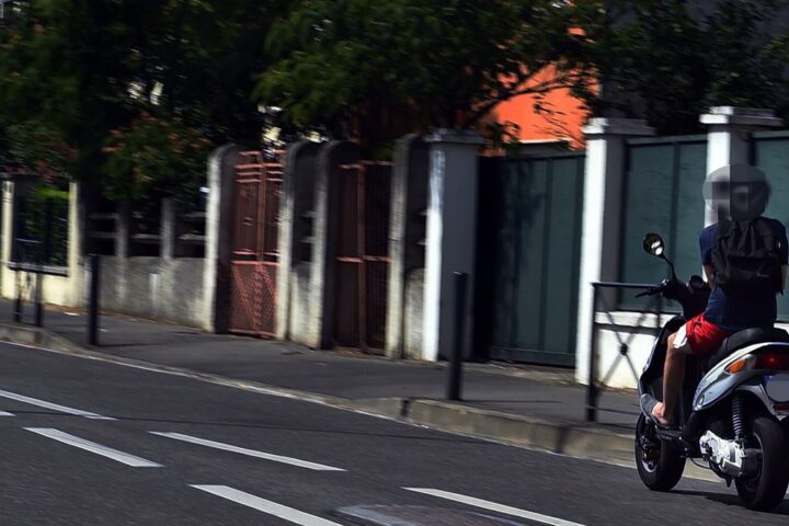 Un adolescent de 17 ans décède à Toulouse après une course-poursuite, l'autopsie révèle des lésions cardio-pulmonaires