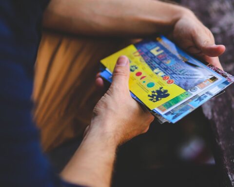 Un Américain remporte 525 000 dollars en quelques minutes grâce à des tickets à gratter dans l'Ohio