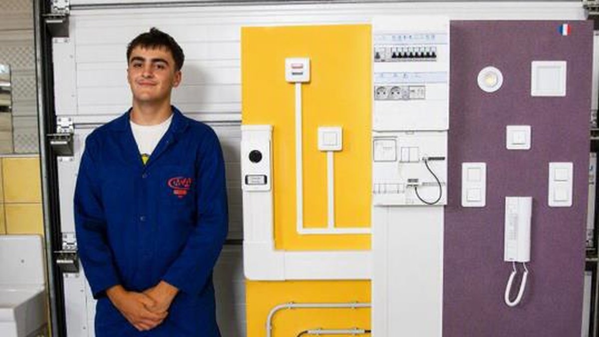 Un apprenti albigeois de 17 ans remporte la médaille d'or nationale en électricité