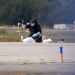 Un drone explosif découvert près de la piste d'un aéroport allemand, enquête en cours