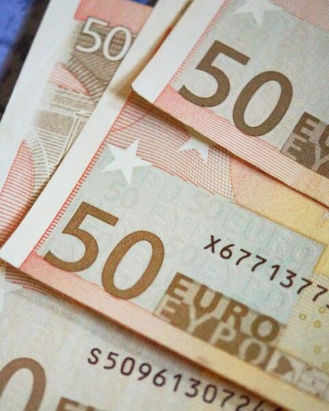 Un fils perdu pour 71 390 euros d'héritage après 17 ans d'absence envers sa mère en Catalogne