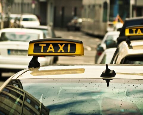 Un Français blessé en Espagne doit parcourir plus de mille kilomètres en taxi pour rentrer chez lui