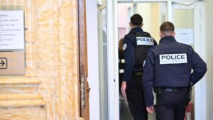 Un homme s'enfuit du tribunal de Lyon après avoir été condamné pour avoir percuté des policiers