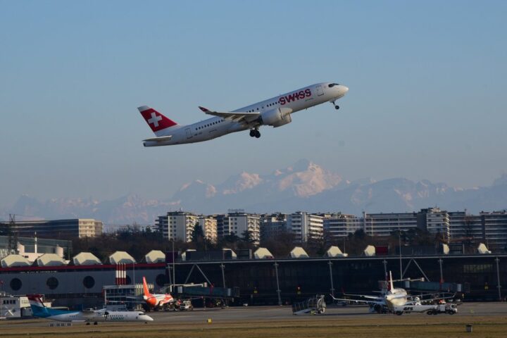 Un passager français confronté à une annulation de sa réservation par Swiss avant l'embarquement