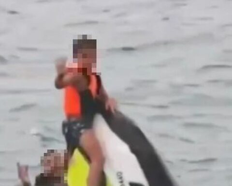 Un père français et ses deux fils secourus après 16 heures en mer près de Koh Samui