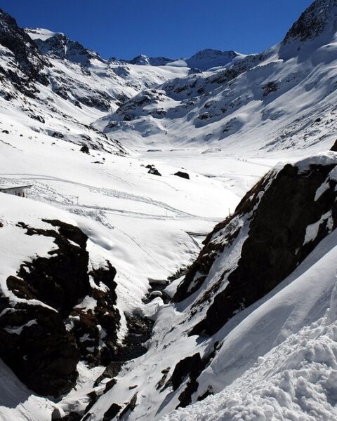 Un randonneur retrouve le sac à dos d'un alpiniste tombé dans une crevasse en 1963 en Autriche
