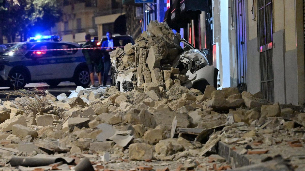 Un séisme de magnitude 4,7 près de Naples fait 26 blessés et entraîne des centaines d'évacuations