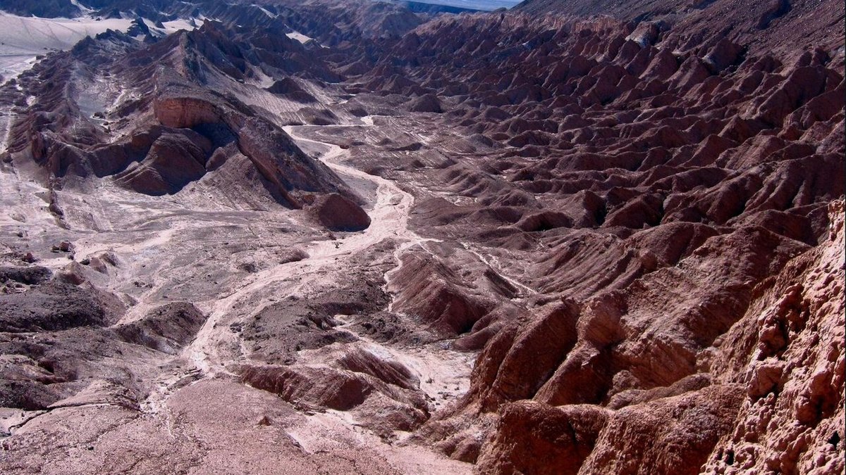 Un touriste français de 68 ans meurt dans la vallée de la Mort après un enlisage de véhicule