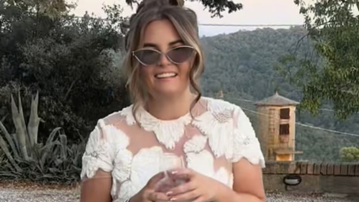 Une femme britannique poursuit ses festivités de mariage en Italie malgré la rupture avec son fiancé