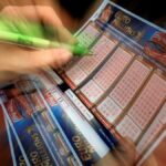 Une mère galloise récupère un ticket de loterie gagnant de 12 millions de livres après l'avoir jeté à la poubelle