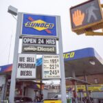 Une station-service dans l'État de New York propose 20 % de réduction sur le carburant pour des pas de danse