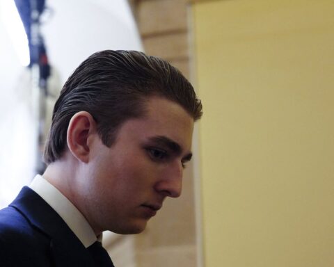 Une vidéo iranienne fixe une prime de 10 millions de dollars pour l'assassinat de Barron Trump