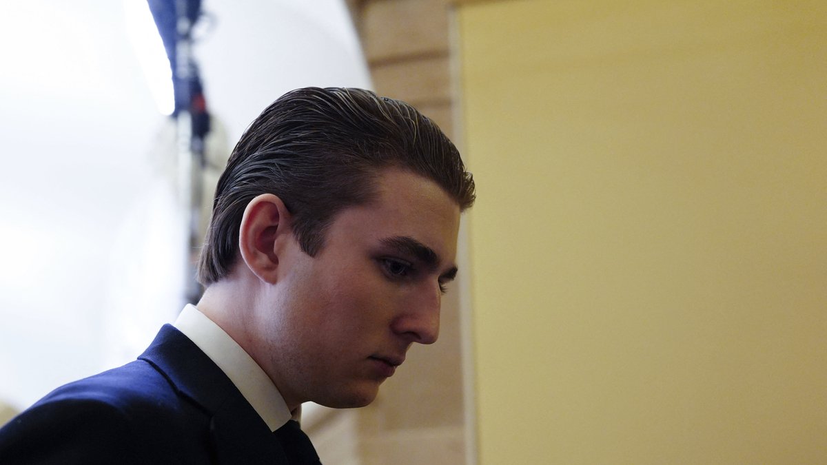 Une vidéo iranienne fixe une prime de 10 millions de dollars pour l'assassinat de Barron Trump