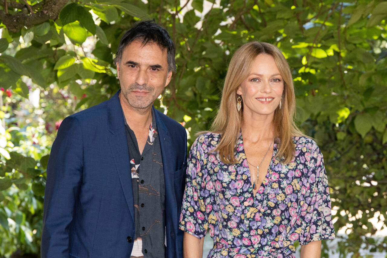 Vanessa Paradis annonce sa séparation d'avec Samuel Benchetrit après dix ans de mariage