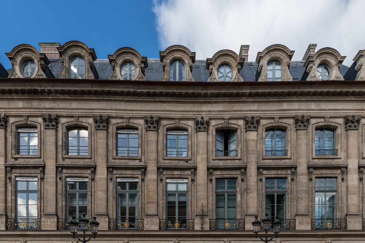 Vente aux enchères infructueuse : l'hôtel particulier Haviland mis en vente à prix réduit sur Leboncoin.