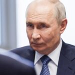 Vladimir Poutine menace de saisir des navires occidentaux en réponse à l'arraisonnement de la flotte fantôme russe