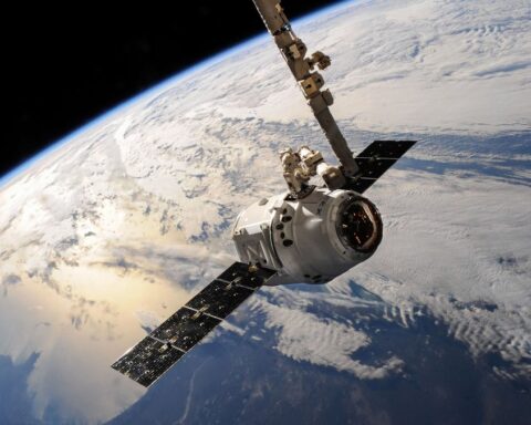 Zelensky demande un remplaçant à Starlink, l'Europe avance sur IRIS2 pour la souveraineté technologique