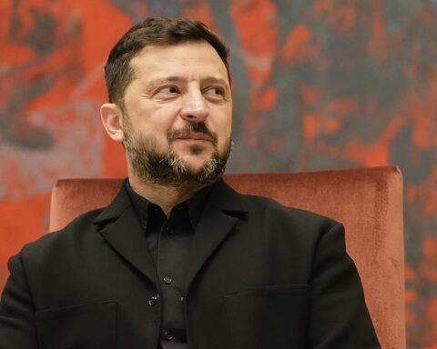 Zelenskyy sous pression pour organiser des élections : quels obstacles demeurent ?
