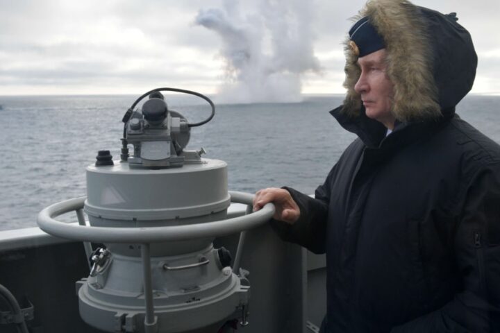 La Russie peut-elle réellement saisir des navires occidentaux ? Les limites de la menace maritime du Kremlin