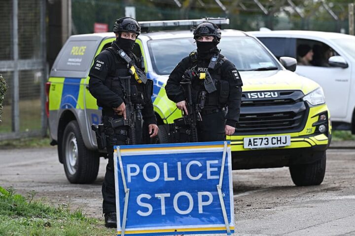 Alerte de sécurité de l'ambassade américaine pour les citoyens au Royaume-Uni suite à un complot terroriste suspect