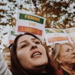 Amnesty International : comment la France peut-elle agir sur la liste des 87 responsables de la répression en Iran ?