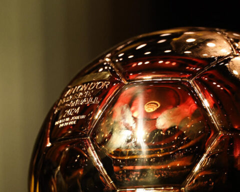 Ballon d'Or : Mbappé, Messi et Dembélé nominés, Bonmati absente de la liste des nominés avant la Ligue des champions.
