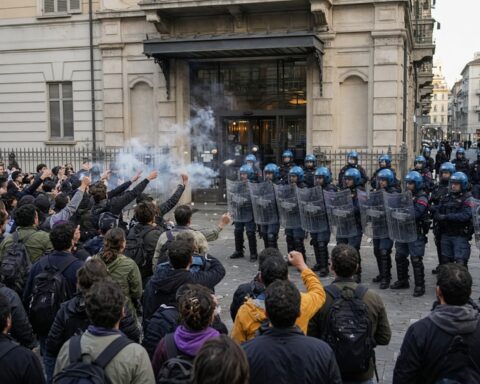 À Turin, Roberto Vannacci provoque une mobilisation contre son intervention