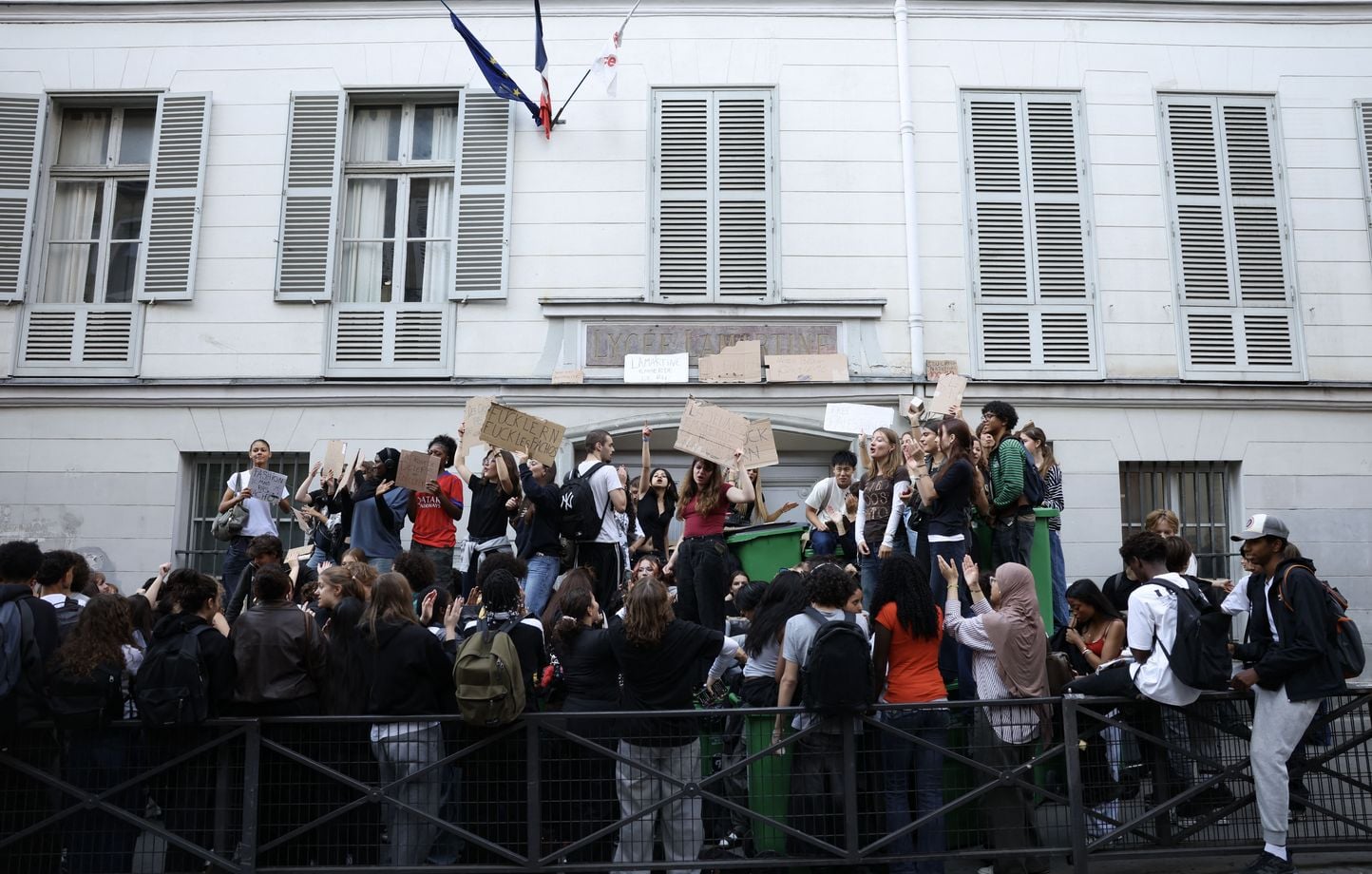Blocage des lycées : l'Union syndicale lycéenne appelle à poursuivre le mouvement jeudi
