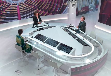 Budget 2027 : Charles Sapin évoque la possibilité d'une entente entre Sébastien Lecornu et Marine Le Pen