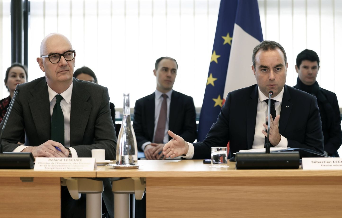 Budget 2027 : le gouvernement promet stabilité fiscale sans hausse d'impôts tout en cibler certaines niches fiscales