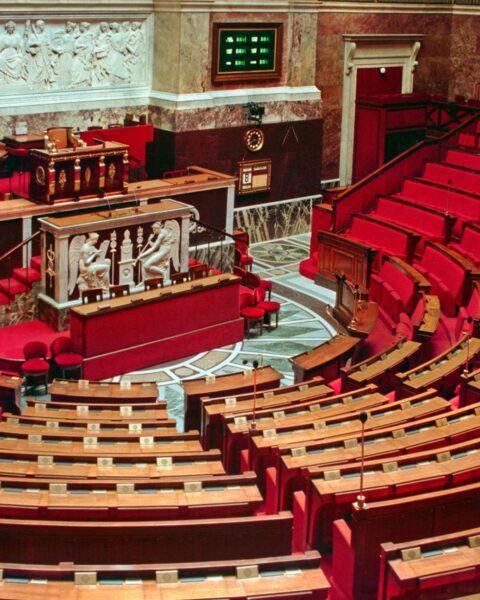 Budget : Les recommandations de la Cour des comptes pour réduire les effectifs de la fonction publique